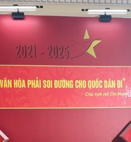 Nửa thế kỷ văn học Việt Nam: “Trả nợ” quá khứ, viết tiếp tương lai