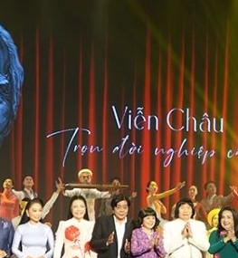 Đêm tôn vinh “ông vua vọng cổ” Viễn Châu