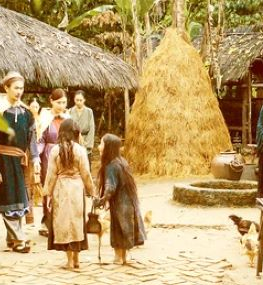 Xây dựng “vũ trụ điện ảnh” Việt