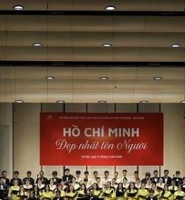 Bản hòa ca nghệ thuật "Hồ Chí Minh đẹp nhất tên Người"