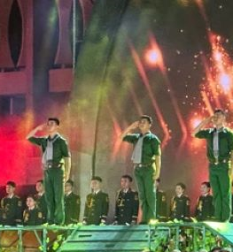 Chương trình nghệ thuật "Đất nước trọn niềm vui": Ấn tượng, hoành tráng