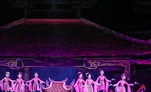 Xây dựng nền sân khấu Việt Nam giàu bản sắc và sáng tạo