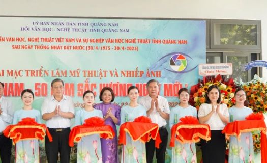 Triển lãm mỹ thuật và nhiếp ảnh với chủ đề “Quảng Nam-50 năm sắc hương ngày mới”