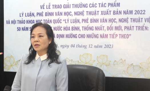 HỌP BÁO VỀ LỄ TRAO TẶNG THƯỞNG CÁC TÁC PHẨM LÝ LUẬN, PHÊ BÌNH VĂN HỌC, NGHỆ THUẬT XUẤT BẢN NĂM 2022. HỘI THẢO KHOA HỌC TOÀN QUỐC. LÝ LUẬN, PHÊ BÌNH VĂN HỌC, NGHỆ THUẬT VIỆT NAM 50 NĂM SAU NGÀY ĐẤT NƯỚC HÒA BÌNH, THỐNG NHẤT, ĐỔI MỚI, PHÁT TRIỂN.