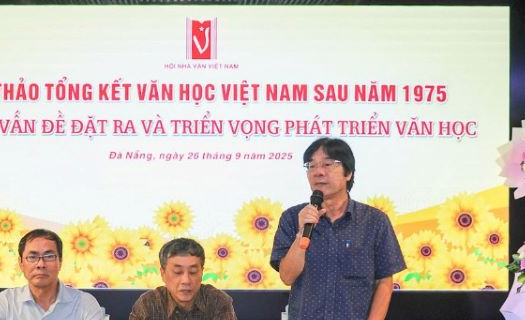 Hội thảo tổng kết 50 năm văn học Việt Nam: Nhìn thẳng để phát triển