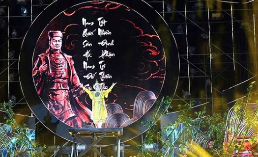 Tôn vinh vẻ đẹp thơ ca trong chương trình “Hồn Thơ Việt”