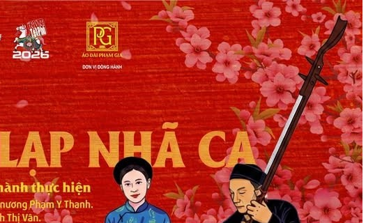 Thưởng thức nghệ thuật ca trù tại phố cổ Hà Nội
