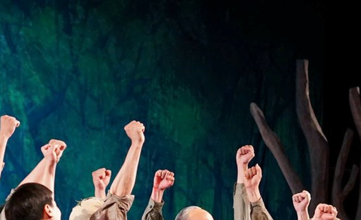 Nghệ thuật sân khấu Việt: Từ nỗi lo vắng khán giả đến khát vọng hồi sinh