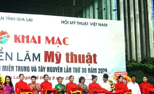 Triển lãm mỹ thuật khu vực V: Hội tụ sắc màu từ đại ngàn đến đại dương