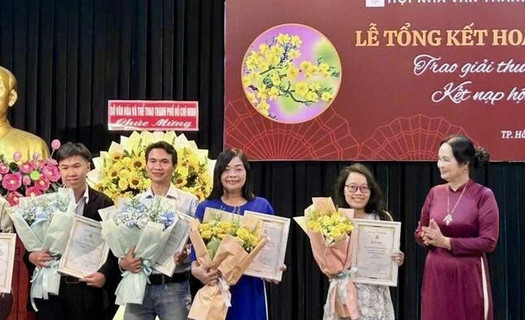 Hội Nhà văn Thành phố Hồ Chí Minh tổ chức tổng kết và trao tặng Giải thưởng văn học năm 2025
