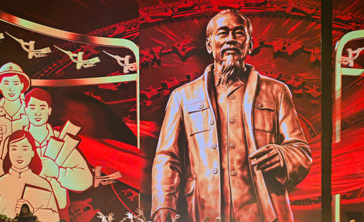 Chương trình nghệ thuật đặc biệt “Mãi mãi niềm tin theo Đảng”: Nghệ thuật, cảm xúc và công nghệ hòa quyện