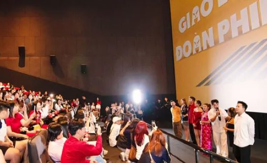 Khen, chê phim: Trách nhiệm và văn minh