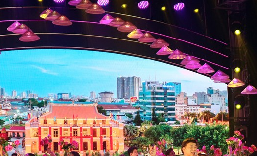 Nửa thế kỷ bồi đắp dòng chảy văn học nghệ thuật