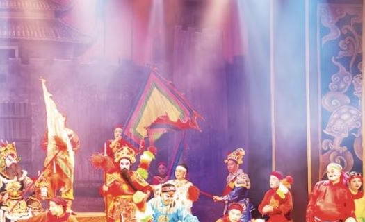 Khi tuồng, chèo, cải lương hội tụ trên sân khấu