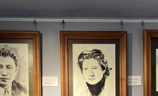 Khai mạc triển lãm mỹ thuật “Hà Nội trong mắt ai”