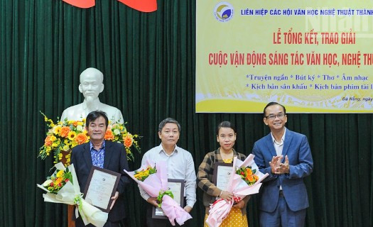 Đà Nẵng: Trao tặng 55 giải thưởng cho các tác phẩm có giá trị nghệ thuật cao