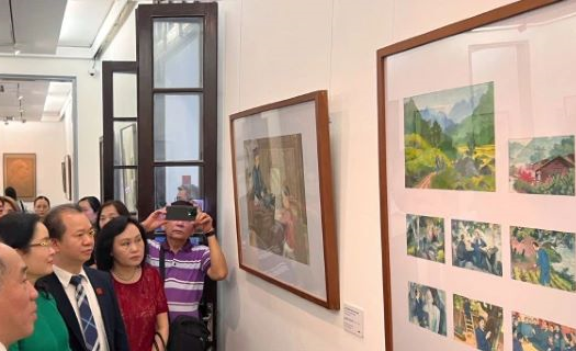 Khai mạc Triển lãm chuyên đề "Hồ Chí Minh trong nghệ thuật tạo hình"