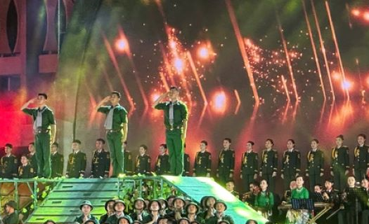 Chương trình nghệ thuật "Đất nước trọn niềm vui": Ấn tượng, hoành tráng