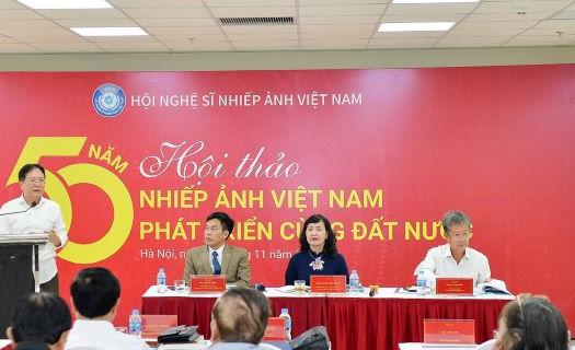 Nhiếp ảnh Việt Nam – 50 năm phát triển cùng đất nước